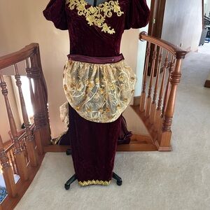 Elegant Burgundy Dress with Gold Embroidery